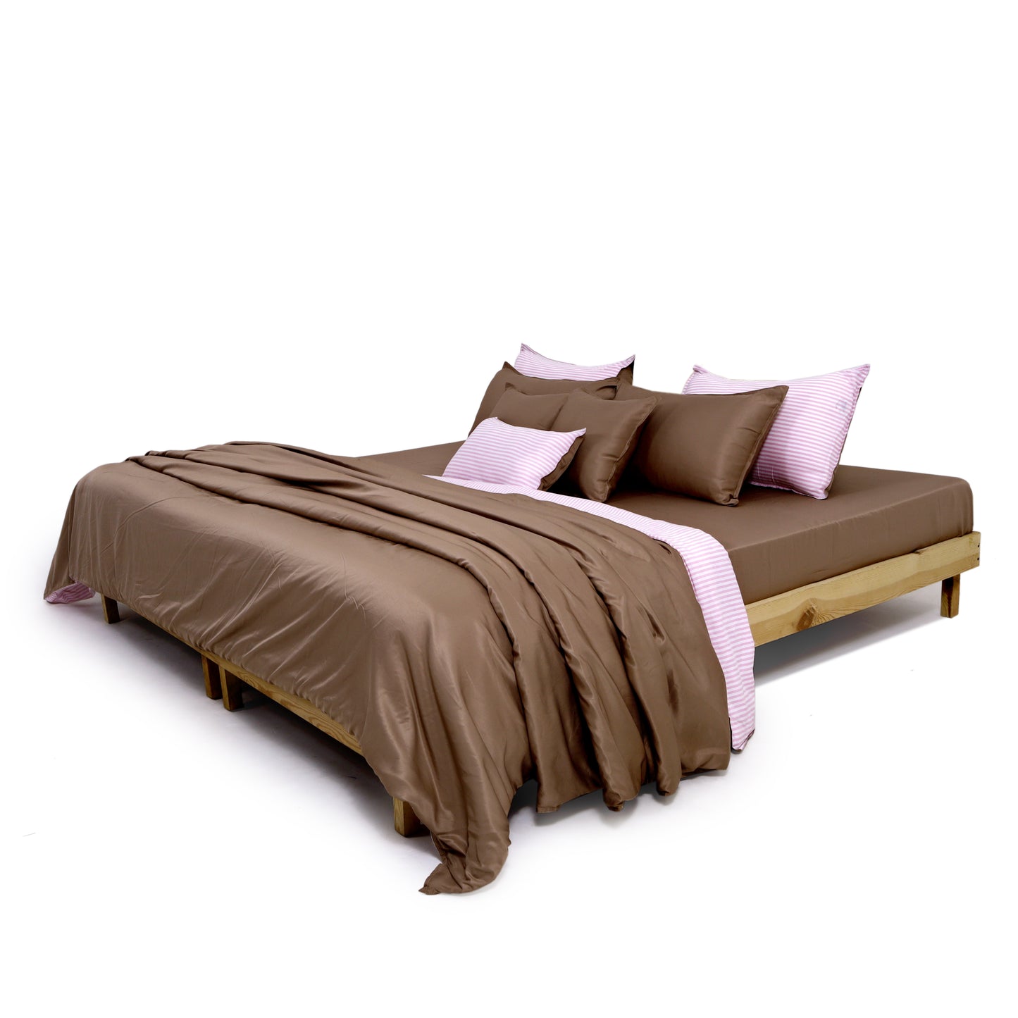 Linen Blend AC Comforter With 2 Pillow Cases and 1 Breakfast Pillow - Trosa