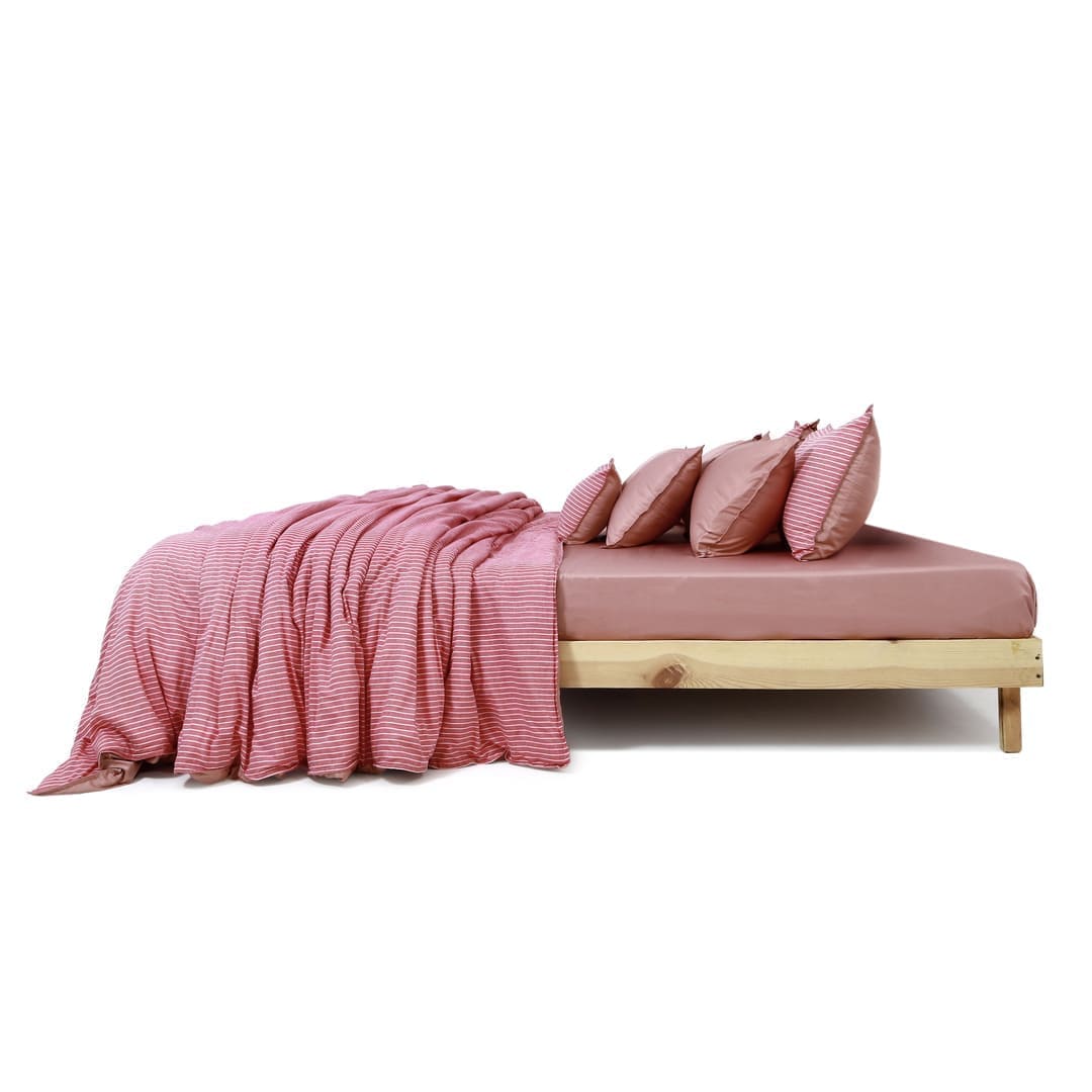 Linen Blend AC Comforter With 2 Pillow Cases and 1 Breakfast Pillow - Sero