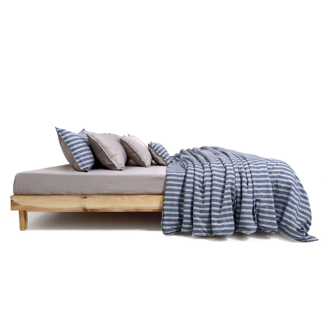 Linen Blend AC Comforter With 2 Pillow Cases and 1 Breakfast Pillow - Linea