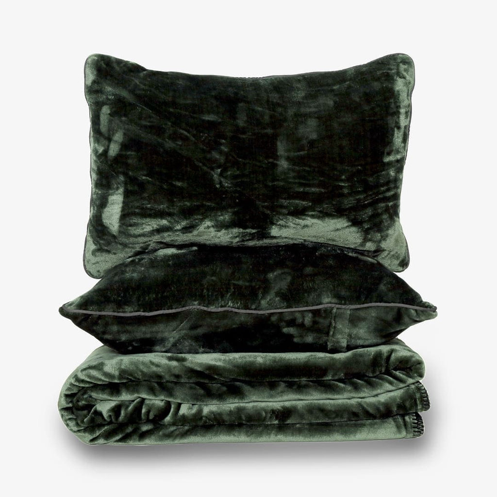 Zarf All-Season Premium AC Blanket With Two Cushion Covers - Olive