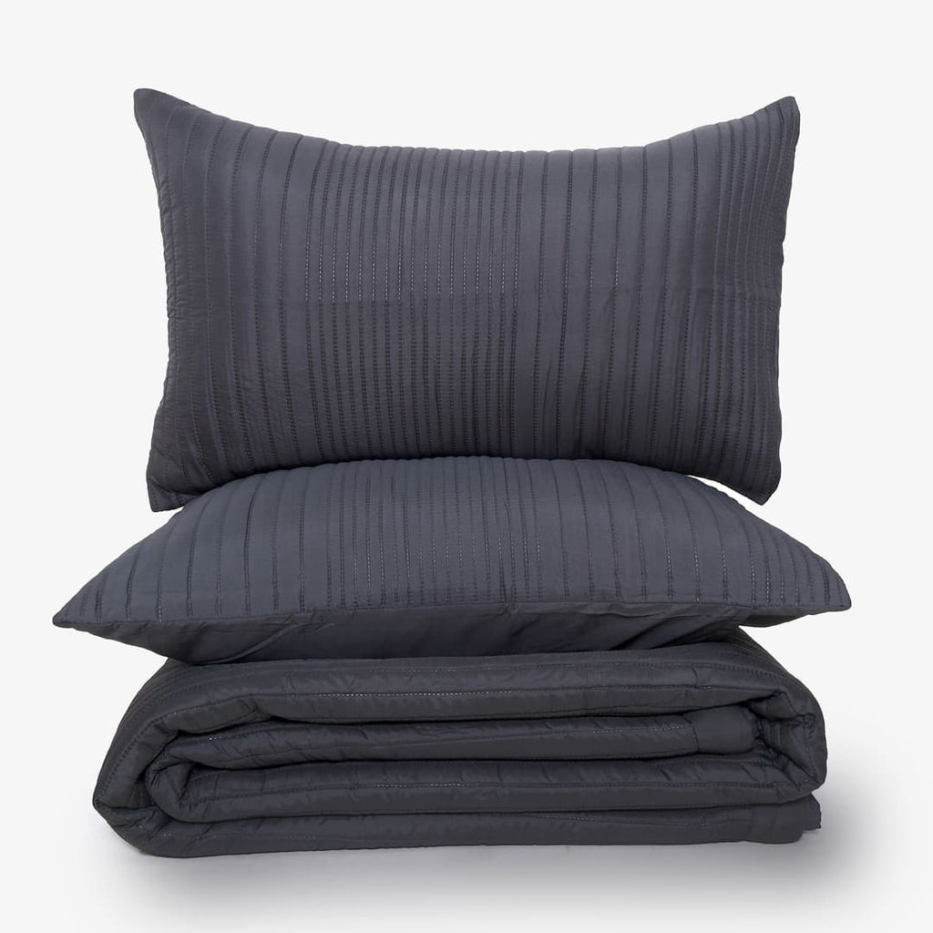 Zarf California King Size AC Comforters With 2 Pillow Cases & 2 Cushion Covers - Graphite