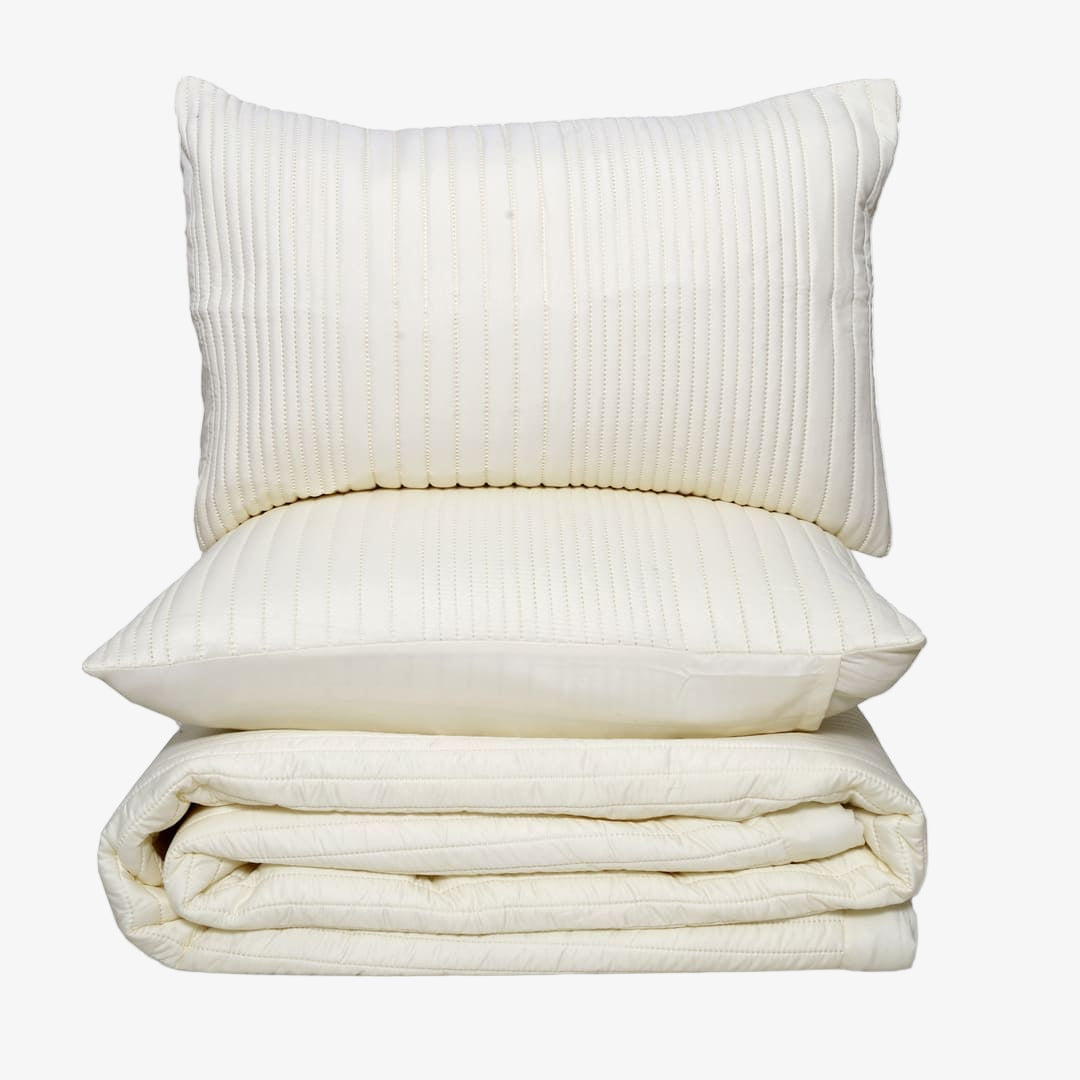 Zarf AC Comforters For Single Size Bed With 2 Pillow Cases & 2 Cushion Covers - Off-White