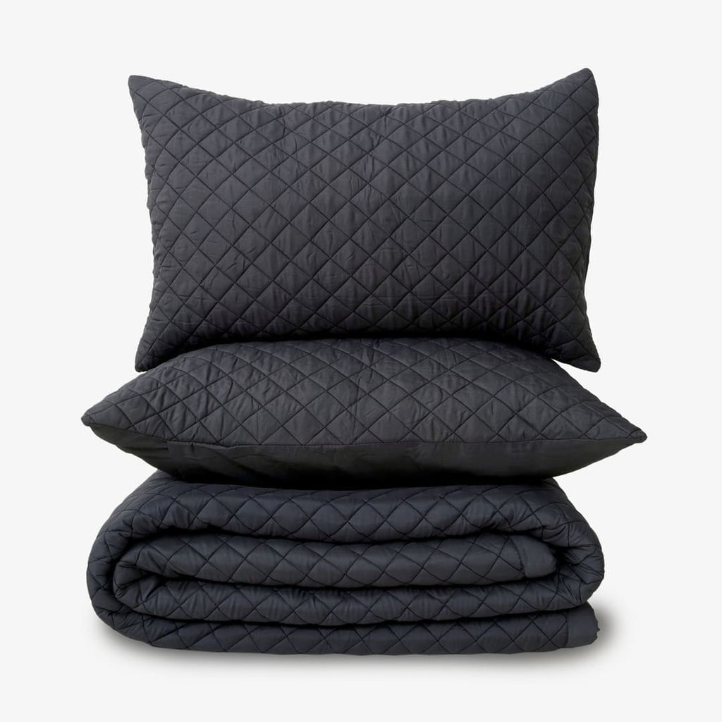 Zarf California King Size AC Comforters With 2 Pillow Cases & 2 Cushion Covers - Noir