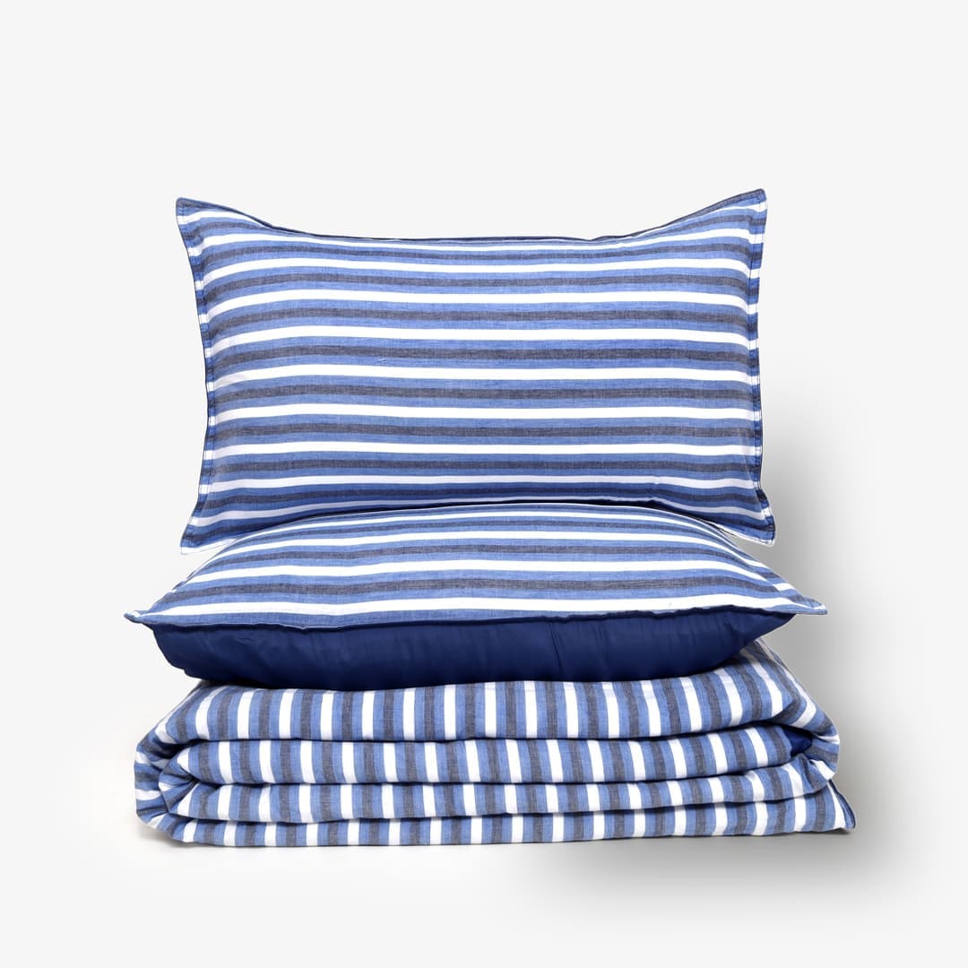 Linen Blend AC Comforter With 2 Pillow Cases and 1 Breakfast Pillow - Seafarer