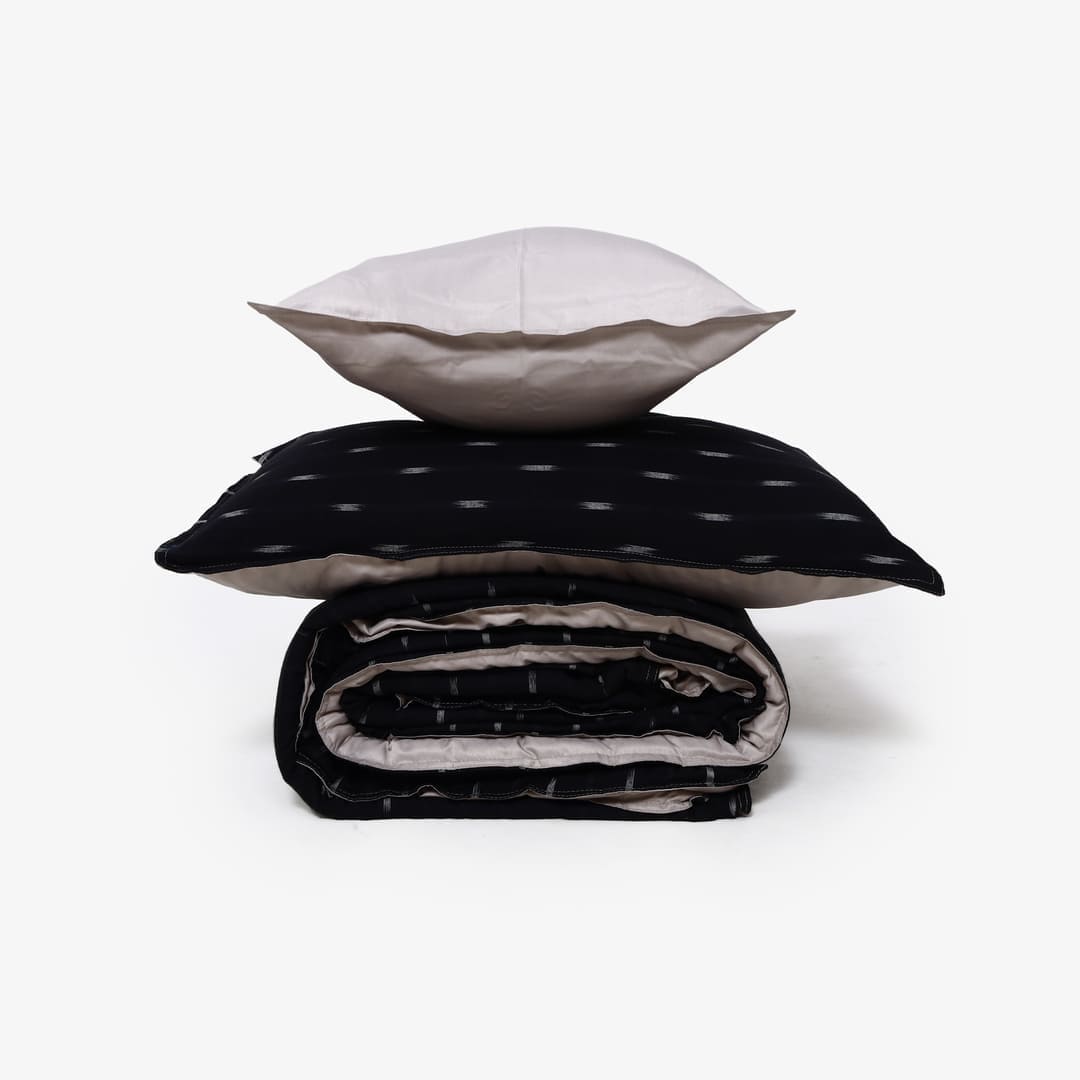 Linen Blend AC Comforter With 2 Pillow Cases and 1 Breakfast Pillow - Crest