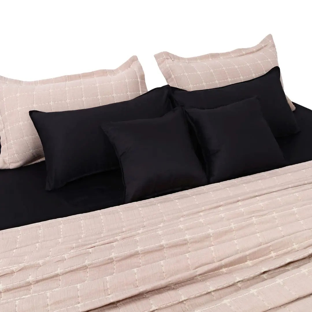 Zarf California King Size Plush Cotton AC Blanket With 2 Pillow Cases - Coral Infusion