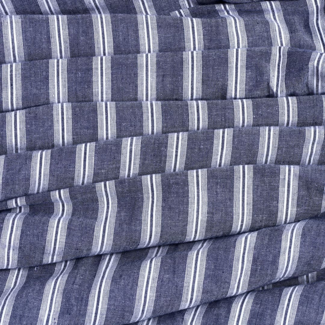 Linen Blend AC Comforter With 2 Pillow Cases and 1 Breakfast Pillow - Linea