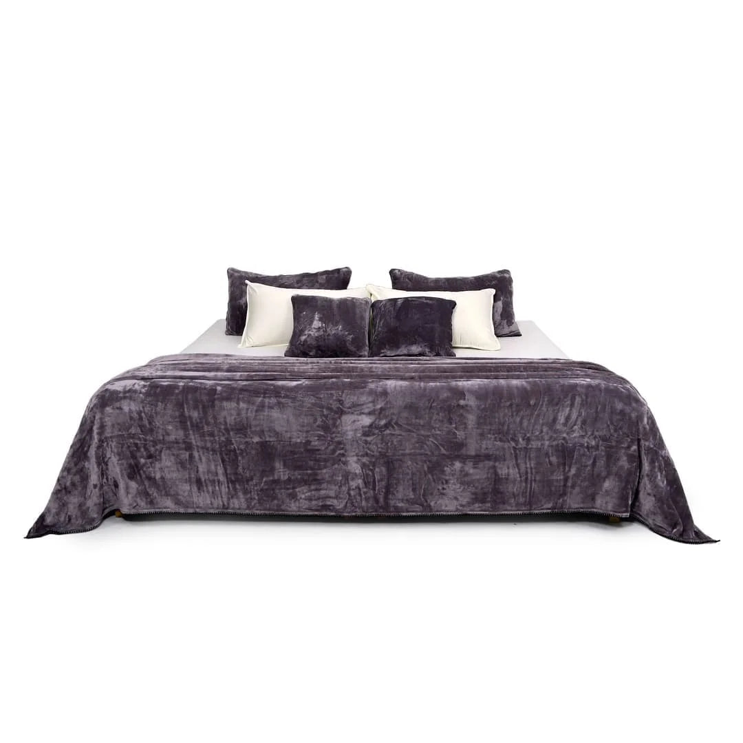 Zarf All-Season Premium AC Blanket With Two Pillow Covers & Two Cushion Covers - Mauve