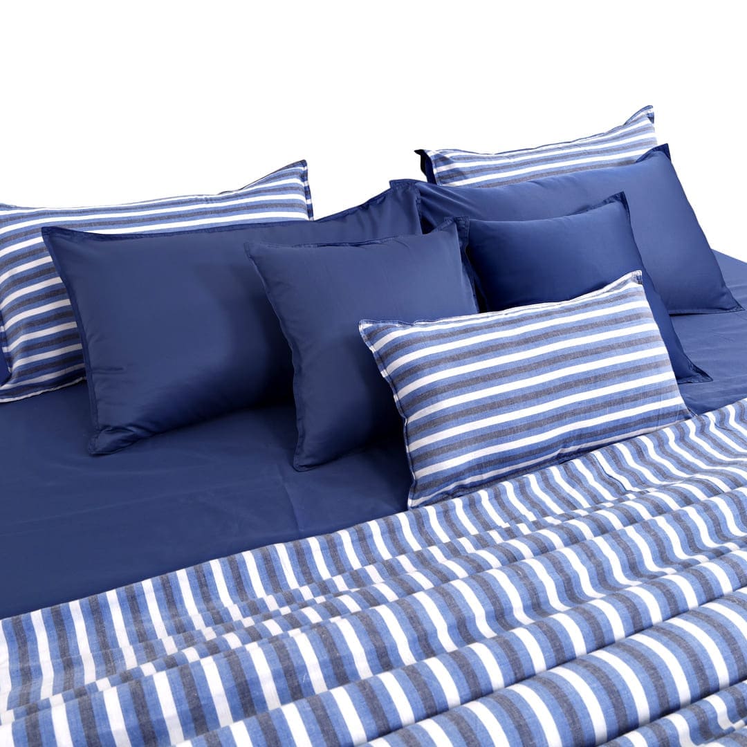 Linen Blend AC Comforter With 2 Pillow Cases and 1 Breakfast Pillow - Seafarer