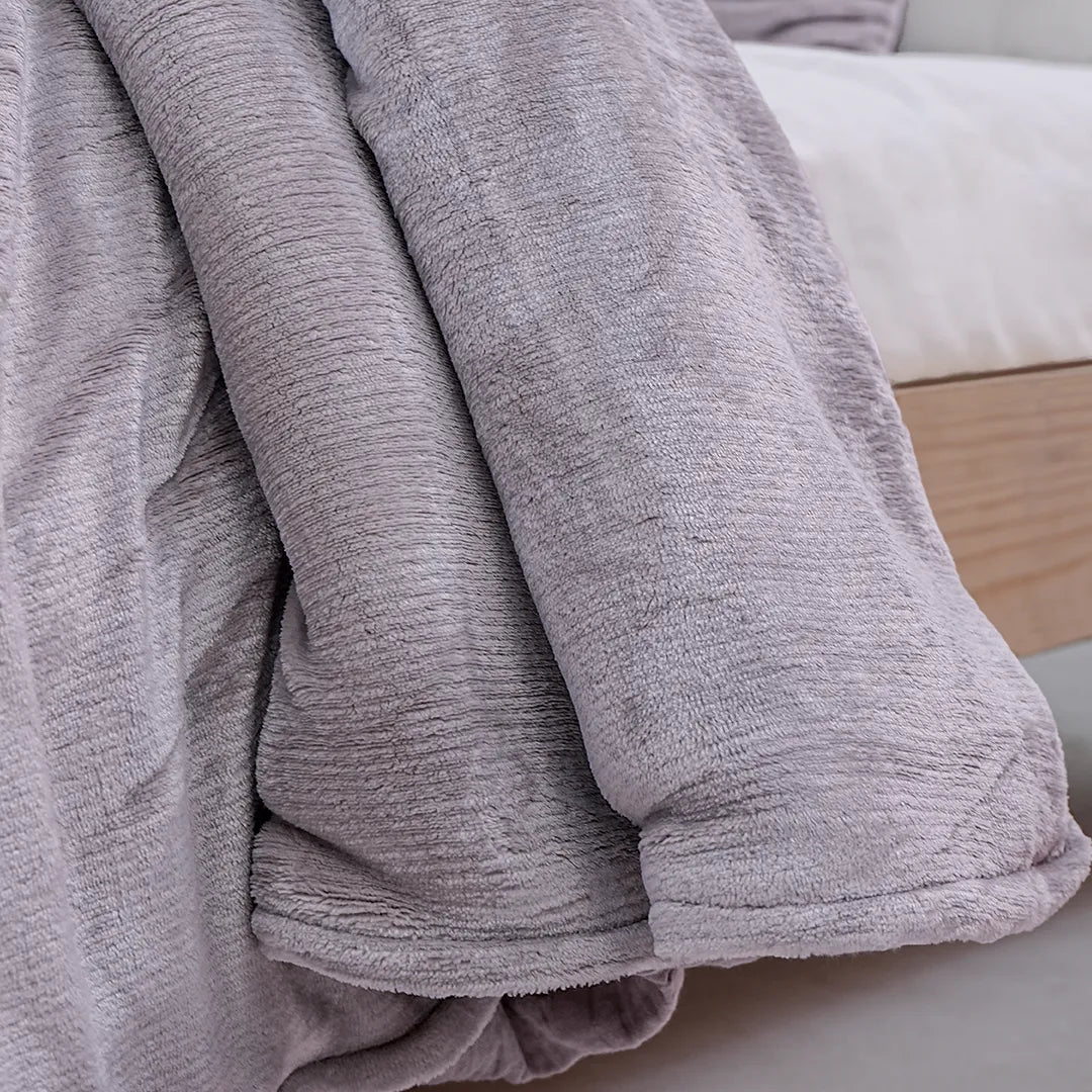 Zarf Boutique Comforter Set For Single Bed With 2 Designer Pillowcases & 2 Designer Cushion Covers - Boutique Shadow