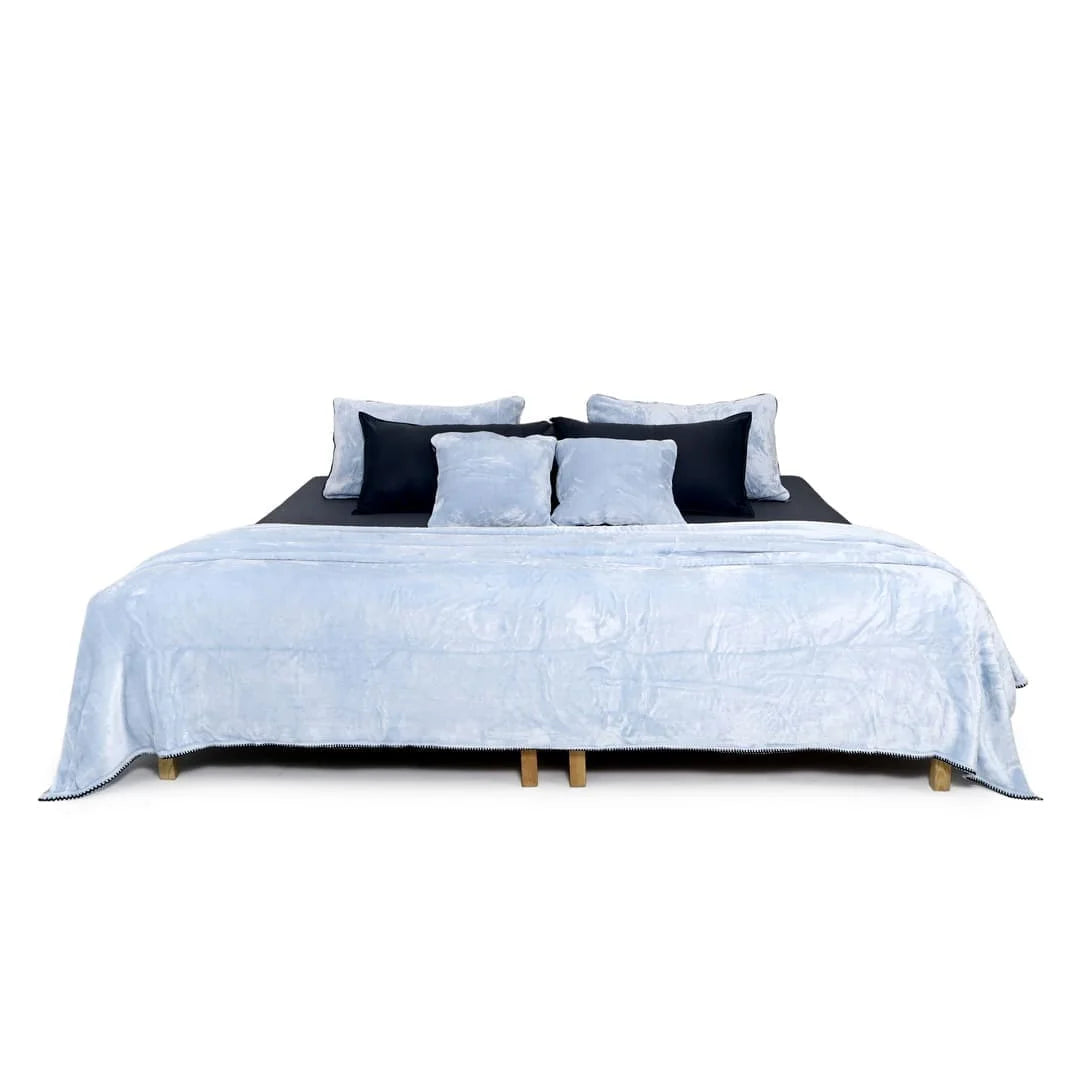Zarf All-Season Premium AC Blanket With Two Pillow Covers & Two Cushion Covers - Powder Blue