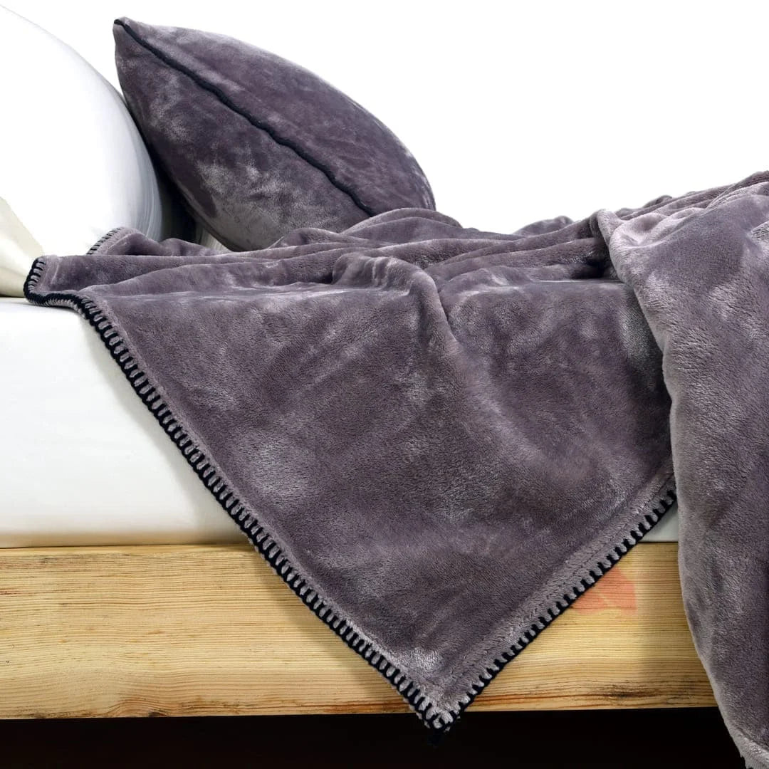 Zarf All-Season Premium AC Blanket With Two Pillow Covers & Two Cushion Covers - Mauve