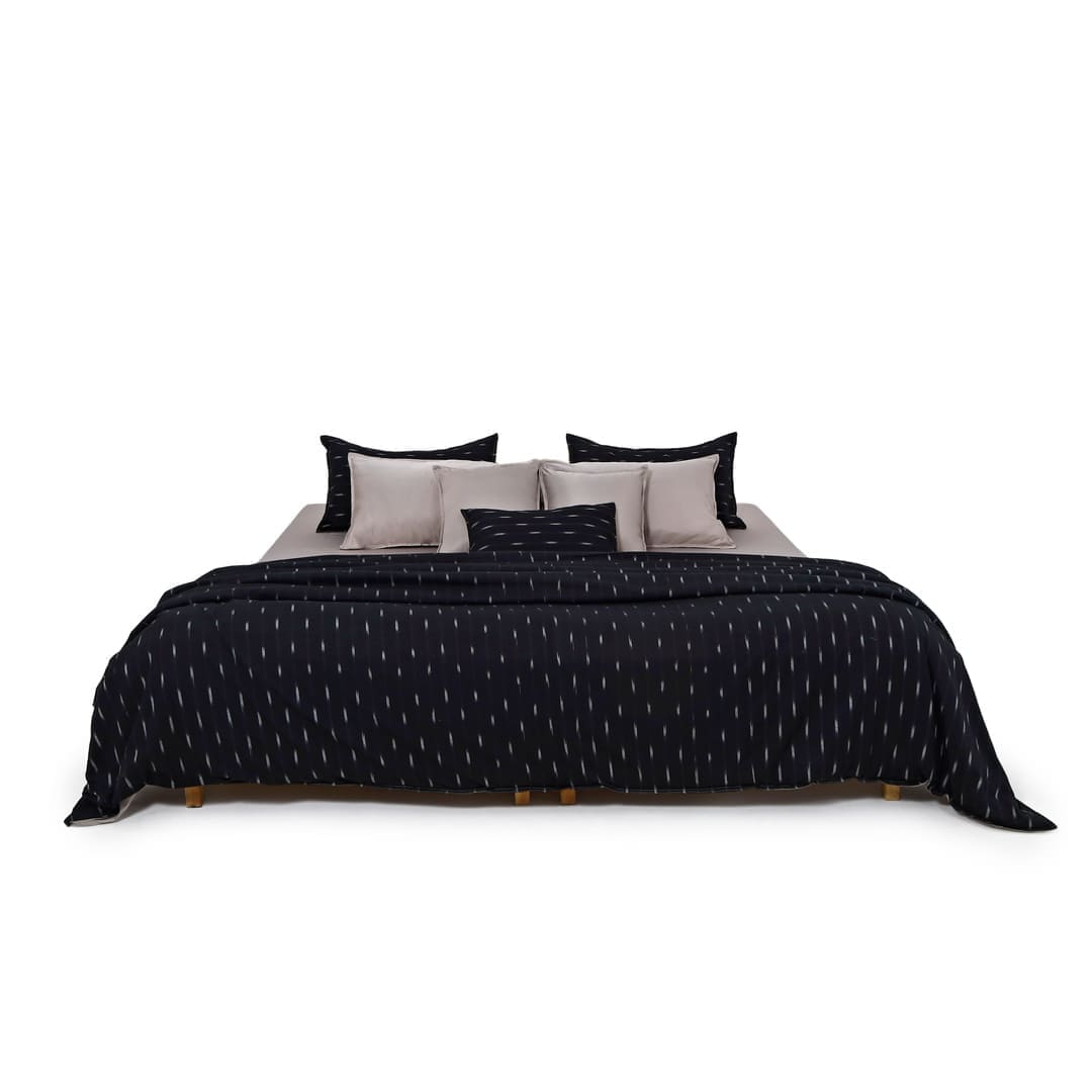 Linen Blend AC Comforter With 2 Pillow Cases and 1 Breakfast Pillow - Crest