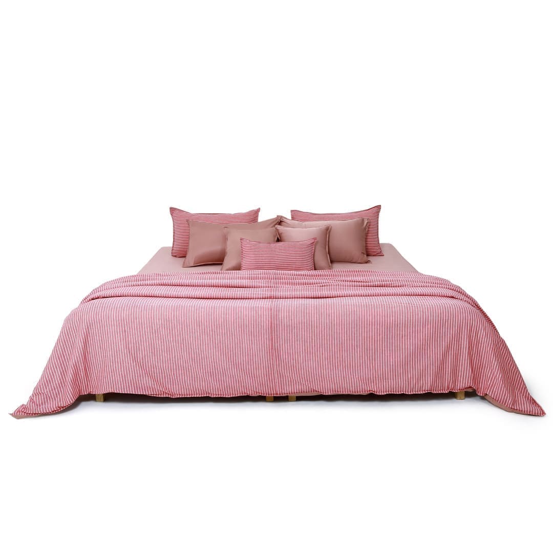 Linen Blend AC Comforter With 2 Pillow Cases and 1 Breakfast Pillow - Sero