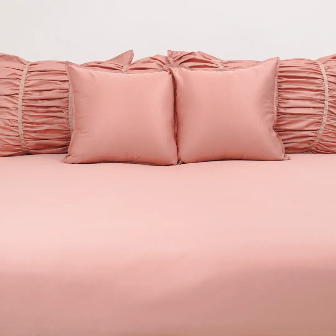 ZARF Italian Staple Weave Bedsheet For Single Size Bed With 2 Designer Pillow Cases, 2 Solid Pillowcases & 2 Cushion Covers - Orchid