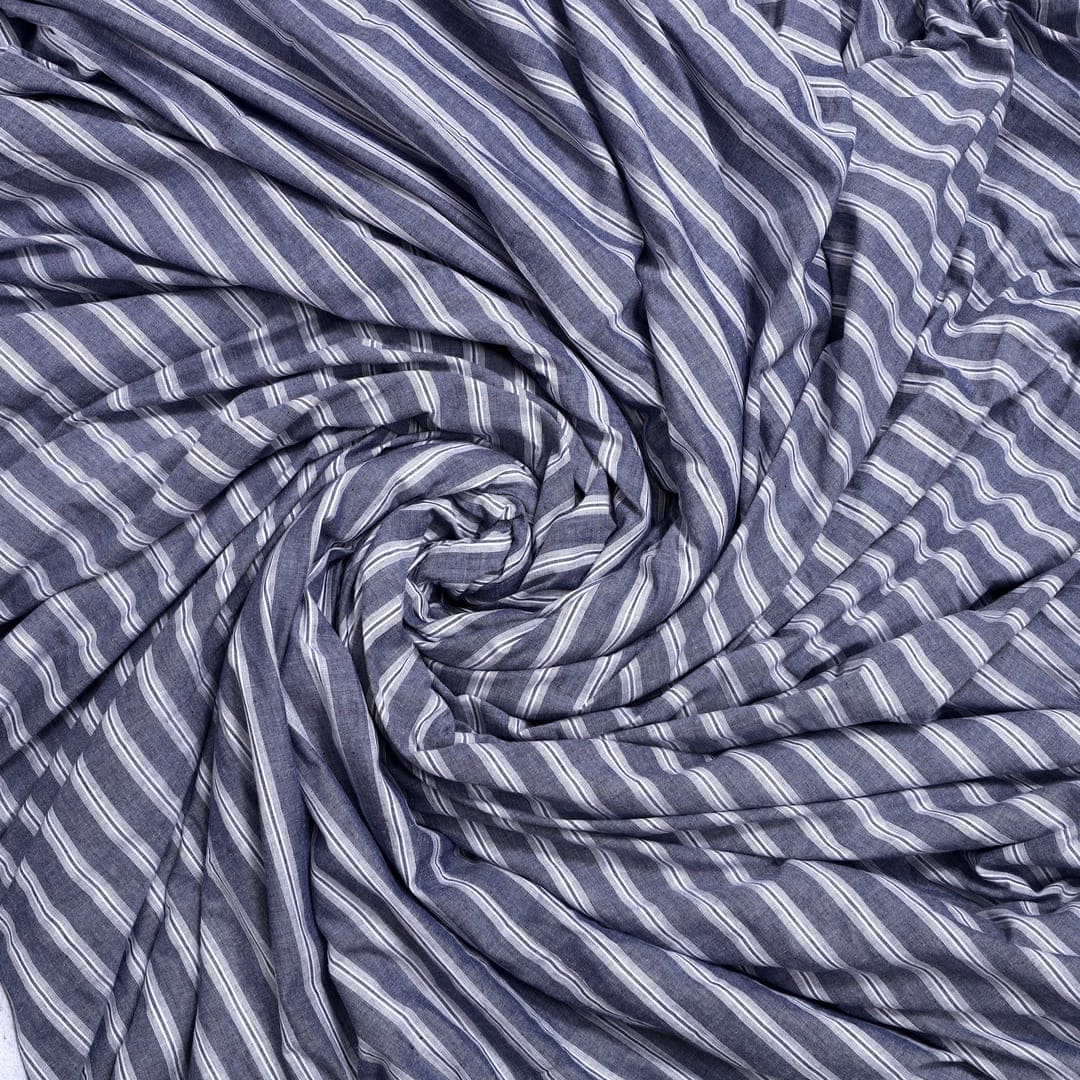 Linen Blend AC Comforter With 2 Pillow Cases and 1 Breakfast Pillow - Linea