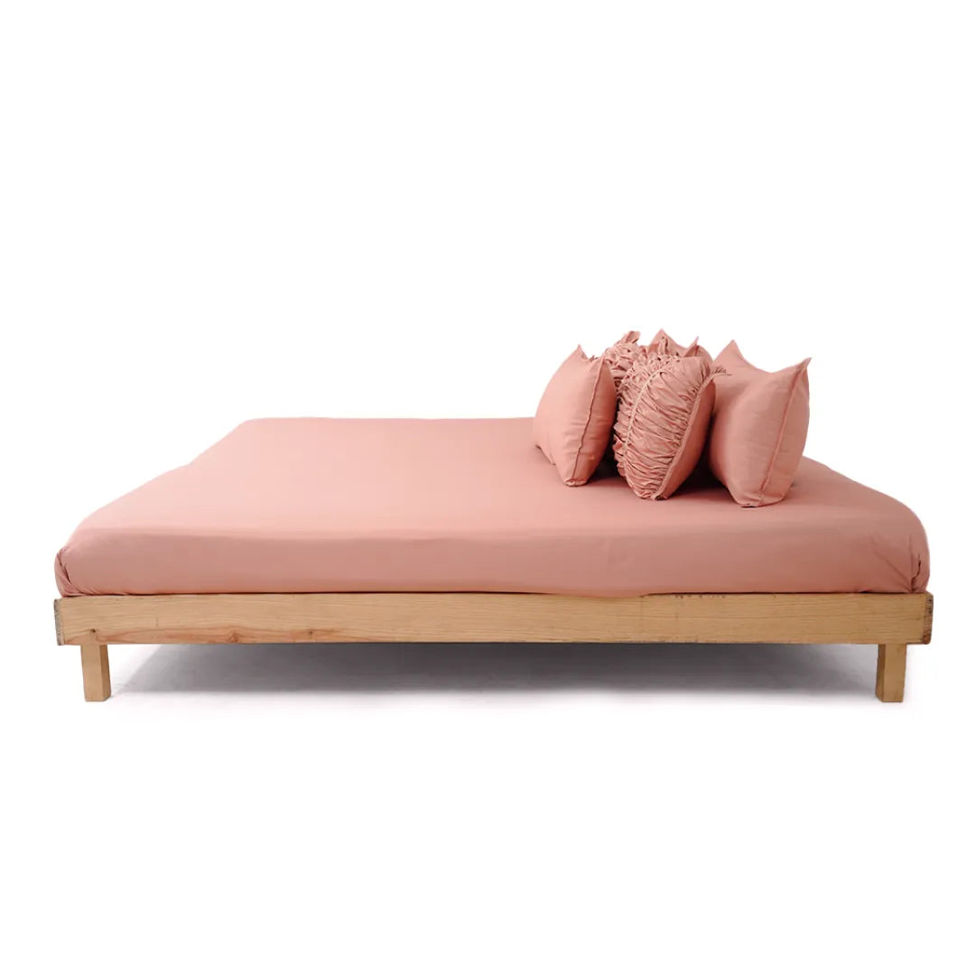 ZARF Italian Staple Weave Bedsheet For Single Size Bed With 2 Designer Pillow Cases, 2 Solid Pillowcases & 2 Cushion Covers - Orchid