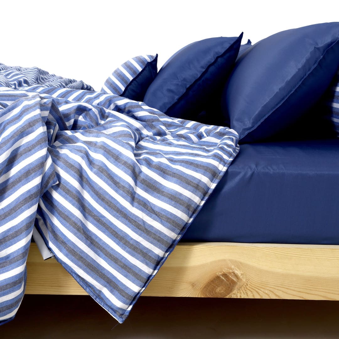 Linen Blend AC Comforter With 2 Pillow Cases and 1 Breakfast Pillow - Seafarer