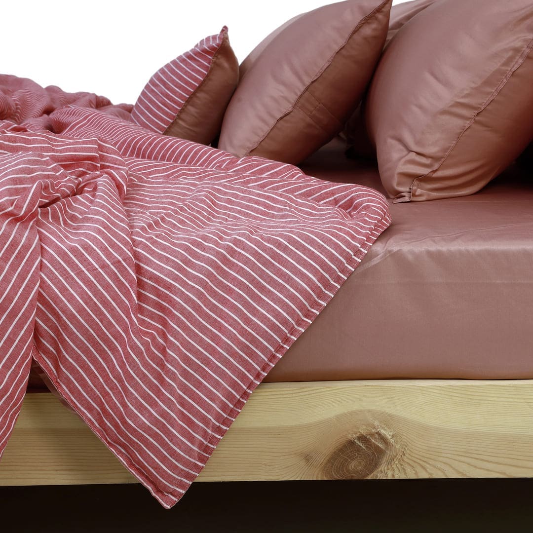 Linen Blend AC Comforter With 2 Pillow Cases and 1 Breakfast Pillow - Sero