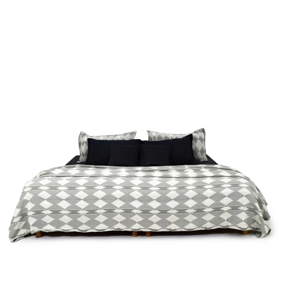 Zarf Plush Cotton AC Comforter For Single Size Bed With 2 Pillow Cases - Lunar Dust