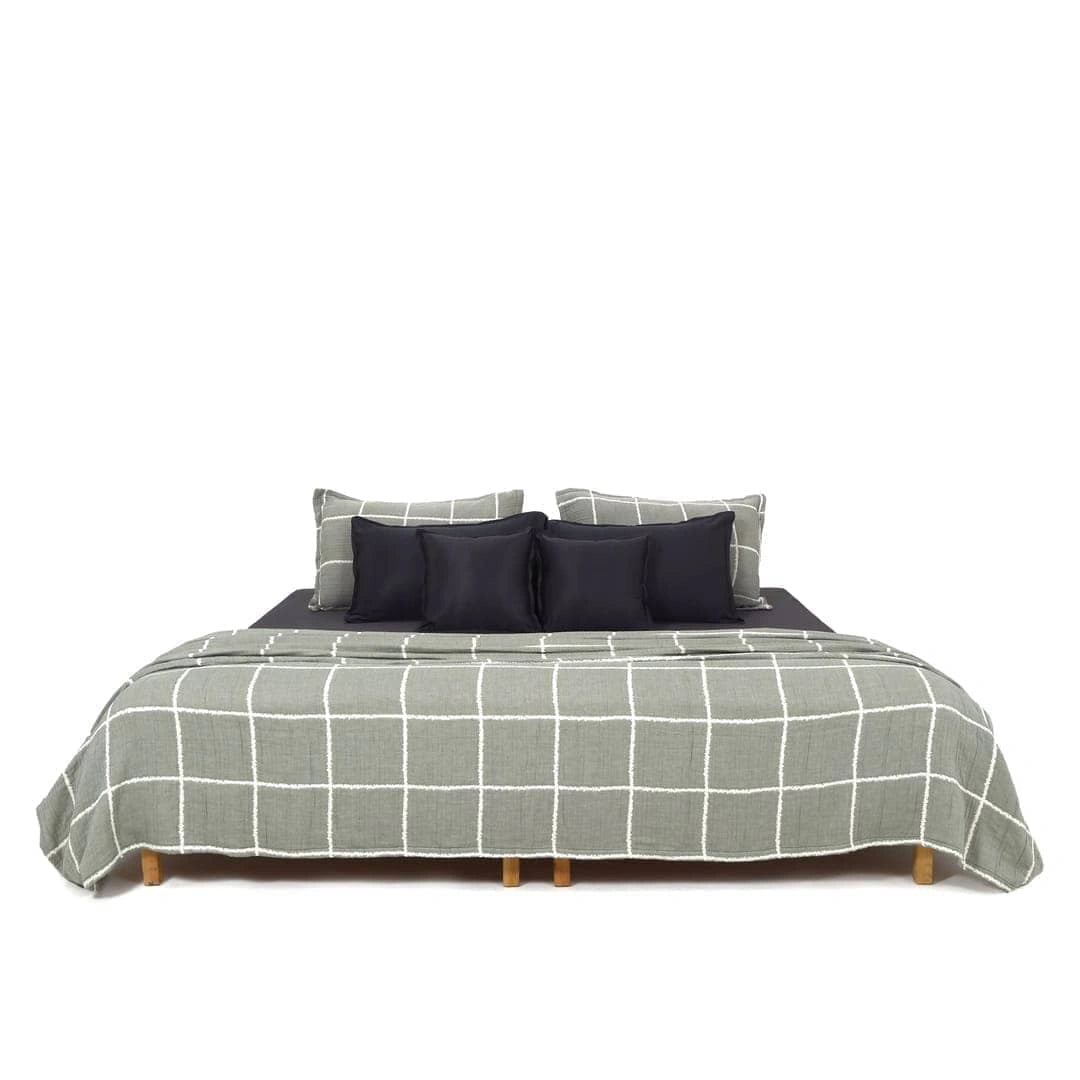 Zarf Plush Cotton AC Comforter For Single Size Bed With 2 Pillow Cases - Moonstone