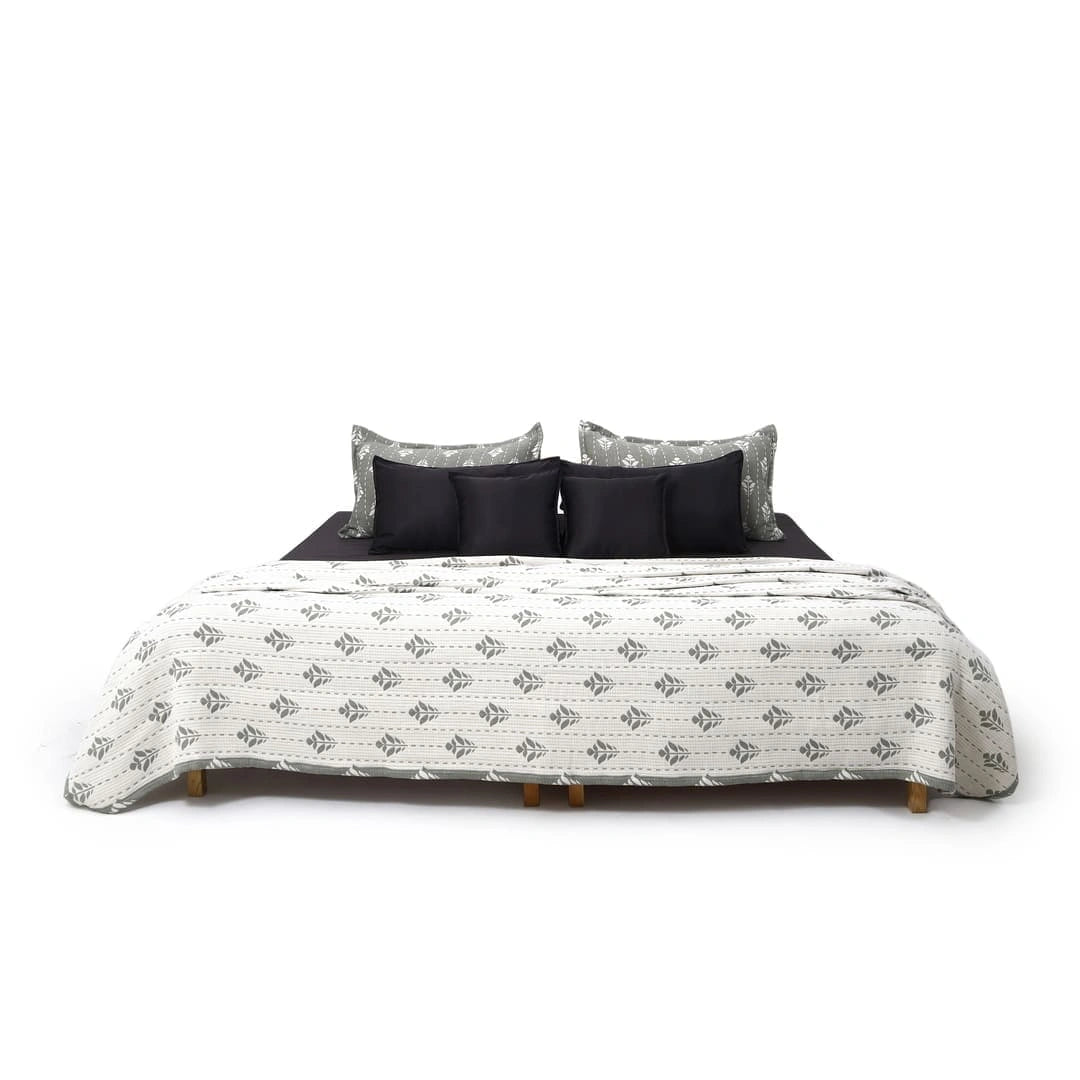 Zarf Plush Cotton AC Comforter For Single Size Bed With 2 Pillow Cases - Snowshade
