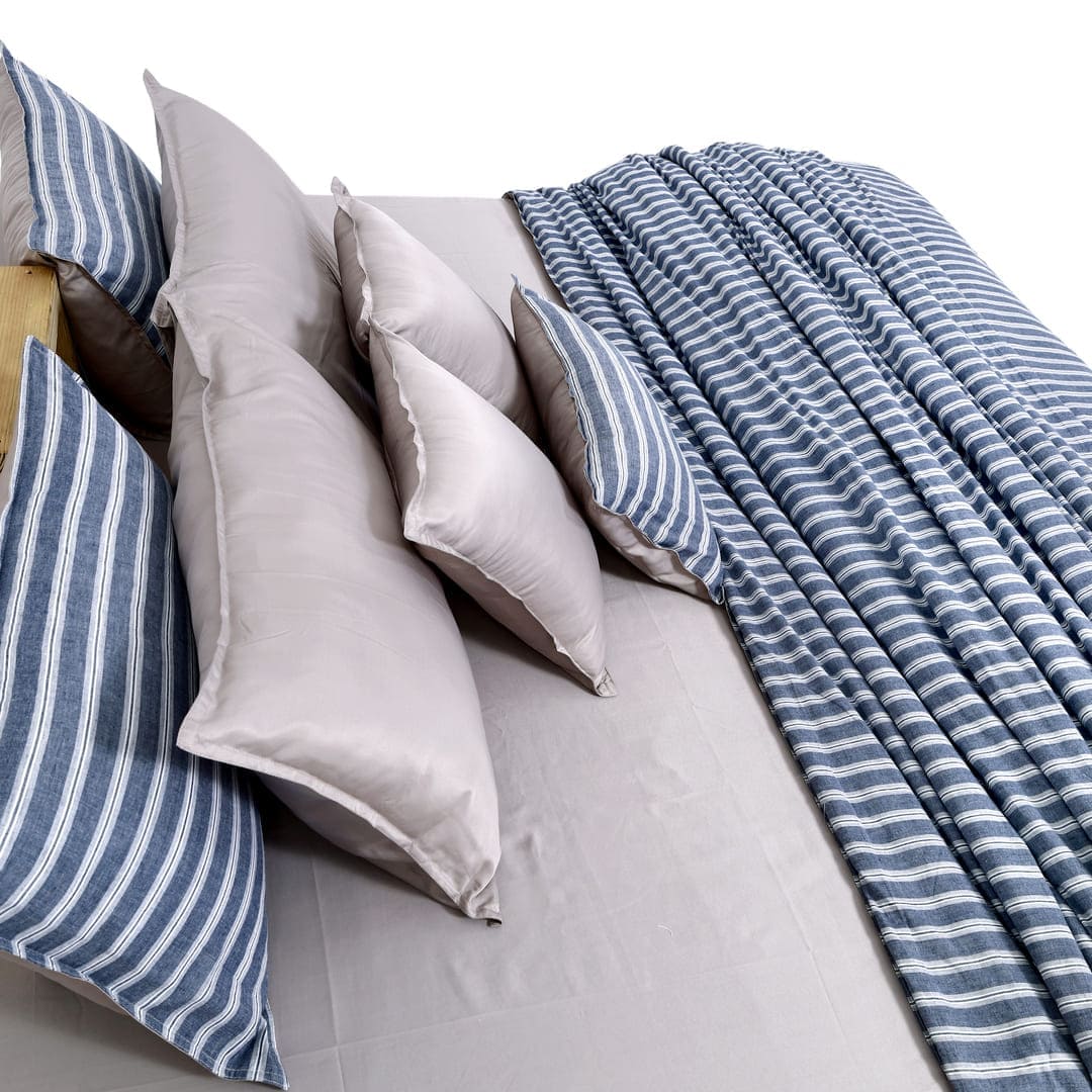 Linen Blend AC Comforter With 2 Pillow Cases and 1 Breakfast Pillow - Linea