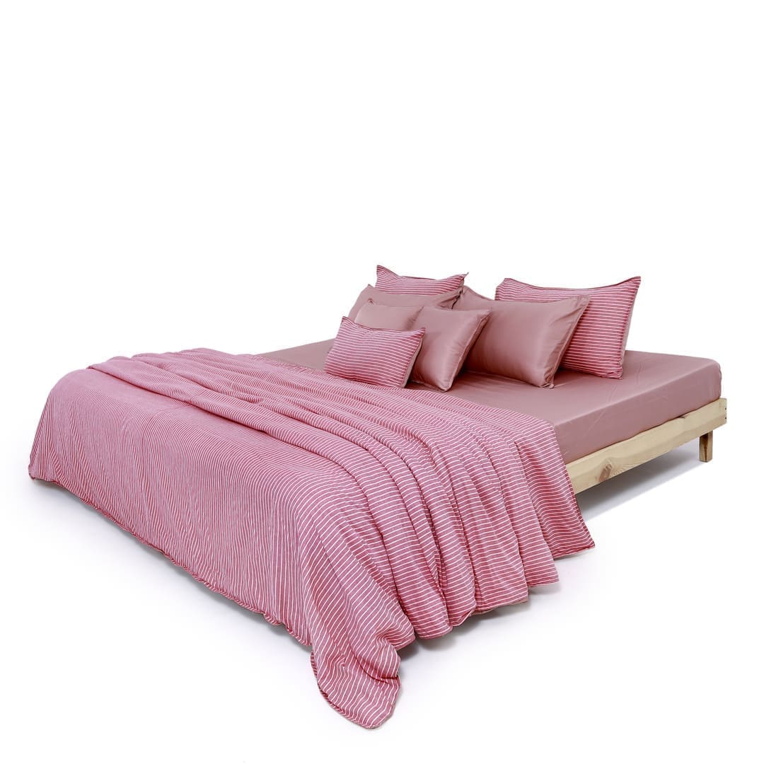 Linen Blend AC Comforter With 2 Pillow Cases and 1 Breakfast Pillow - Sero