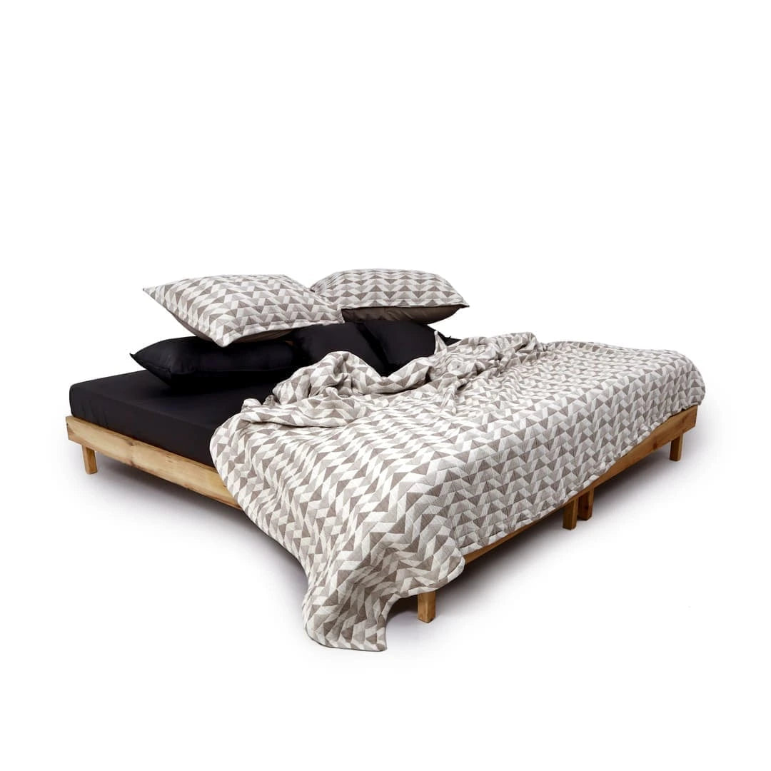 Zarf Plush Cotton AC Comforter For Single Size Bed With 2 Pillow Cases - Celestial Grey