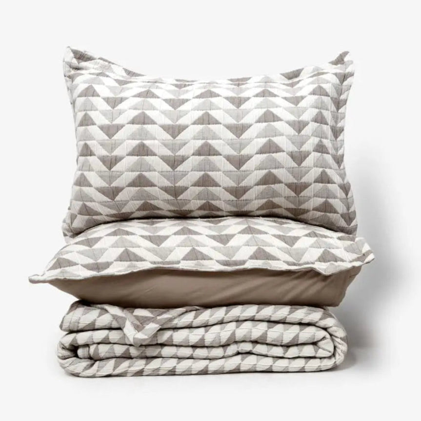 Zarf California King Size Plush Cotton AC Blanket With 2 Pillow Cases - Celestial Grey