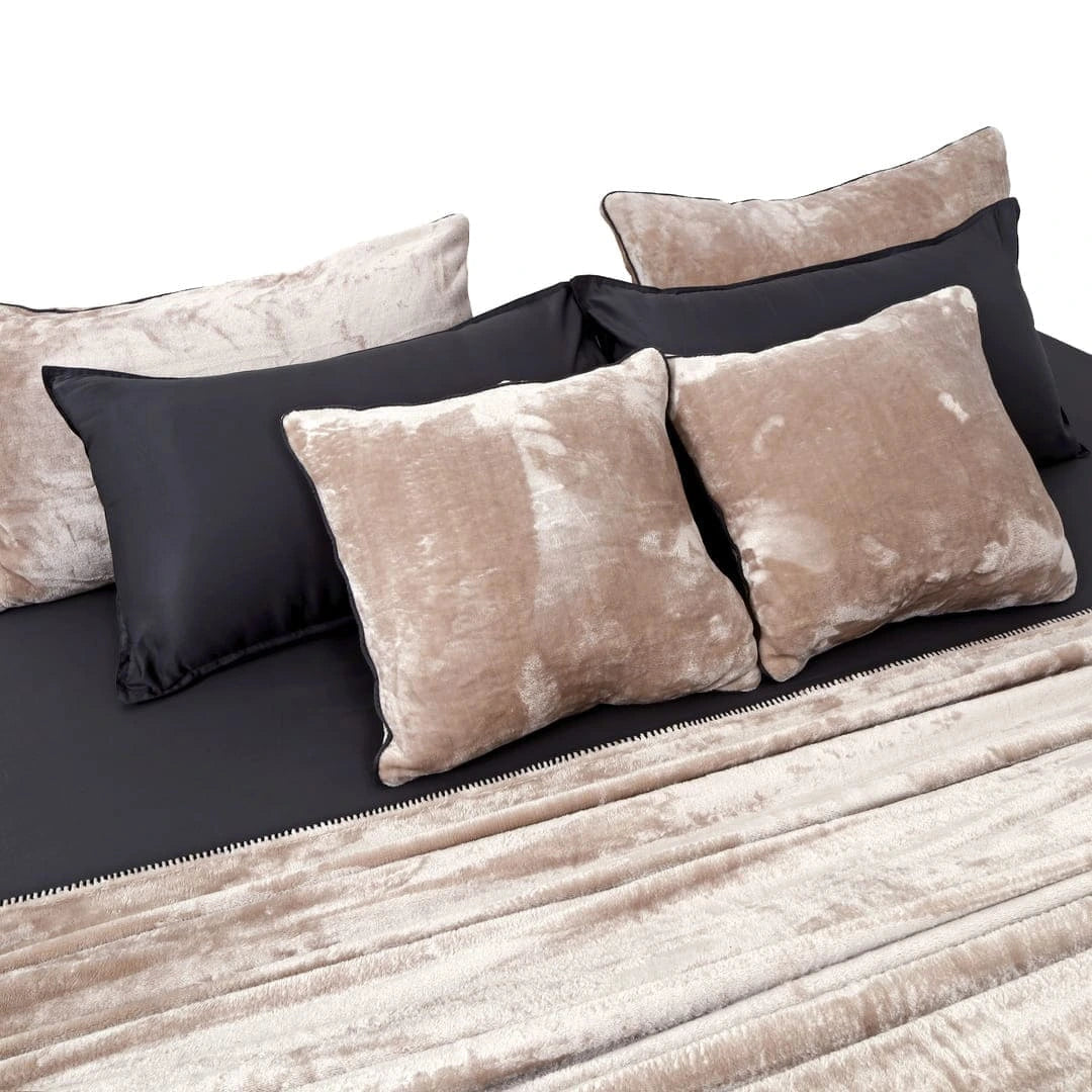 Zarf All-Season Premium AC Blanket With Two Pillow Covers & Two Cushion Covers - Ecru
