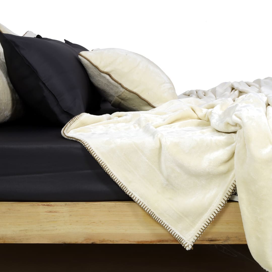 Zarf Ultra Soft All-Season Premium AC Blanket For Single Size Bed With 2 Cushion Covers - Daisy