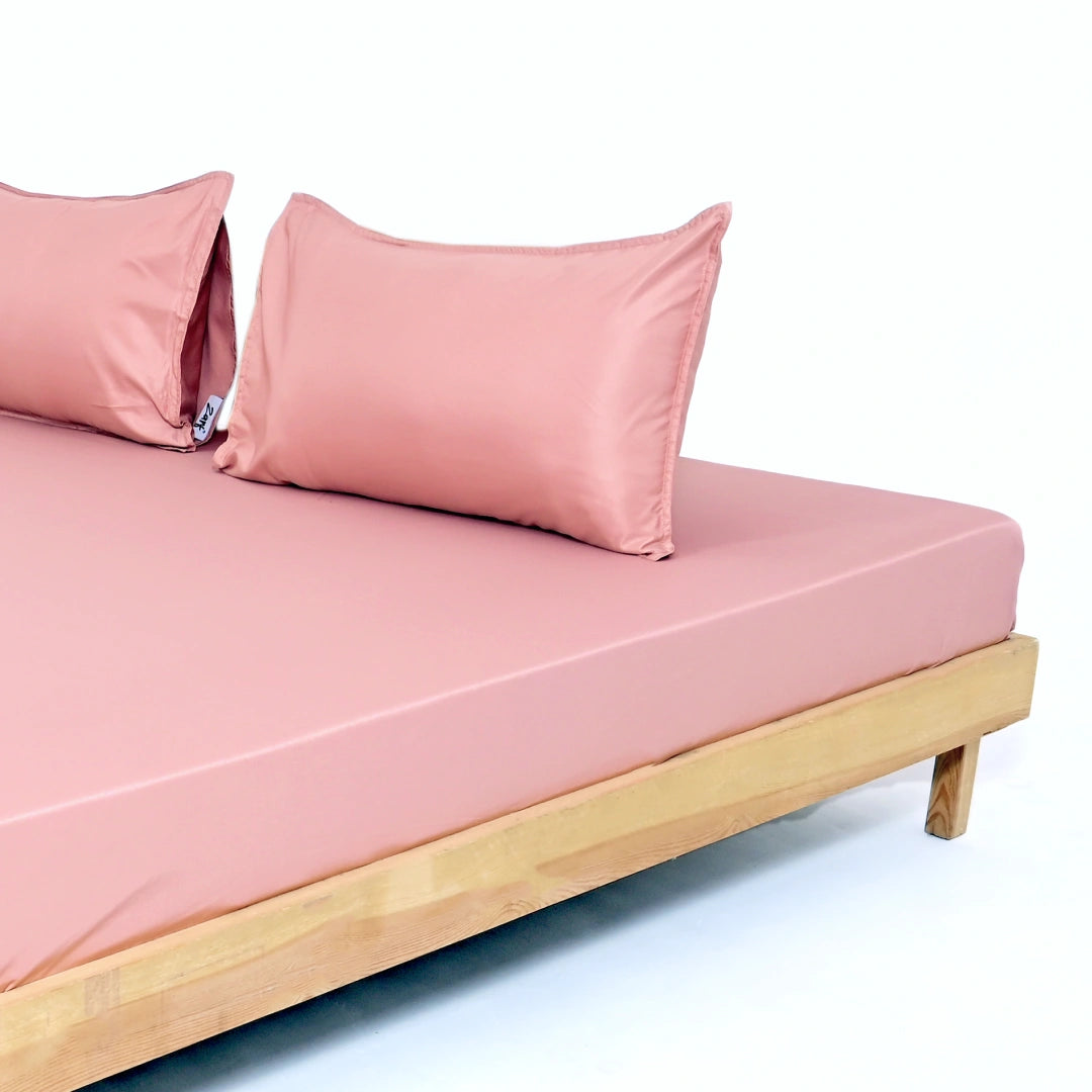 ZARF Italian Staple Weave Bedsheet With 2 Solid Pillowcases - Orchid