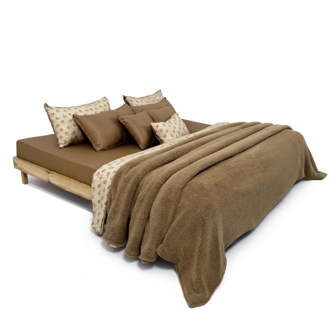 Zarf California King Size Reversible Quilt  - Heritage