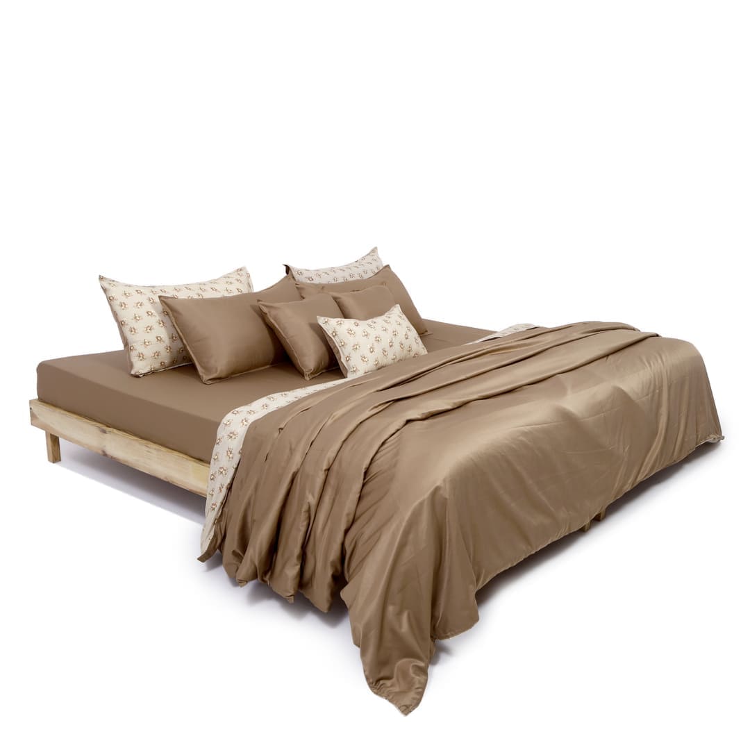 Linen Blend AC Comforter With 2 Pillow Cases and 1 Breakfast Pillow - Heritage
