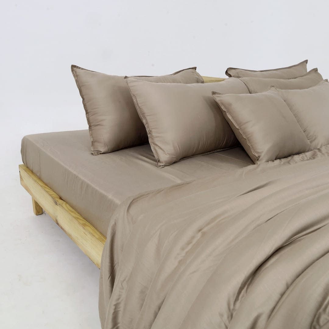 Zeries Egyptian Cotton Bedsheets With 2 Pillow Cases & 2 Cushion Covers - Dove
