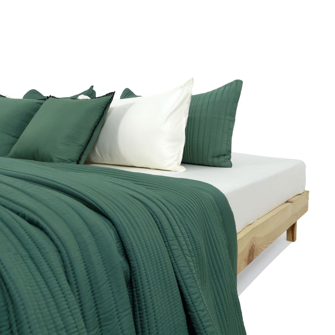 Zarf California King Size AC Comforters With 2 Pillow Cases & 2 Cushion Covers - Jade