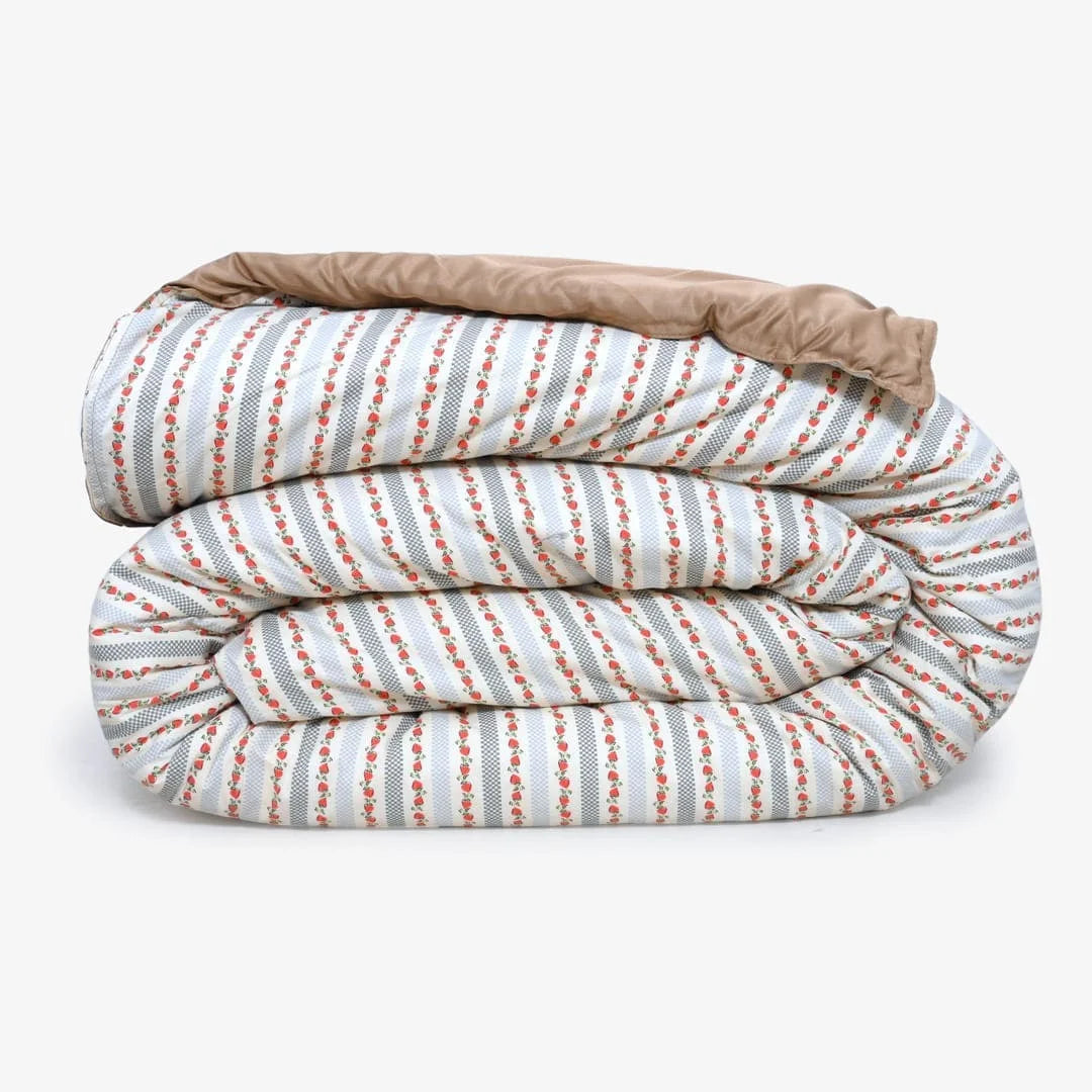 Linen Blend AC Comforter With 2 Pillow Cases and 1 Breakfast Pillow - Fresa