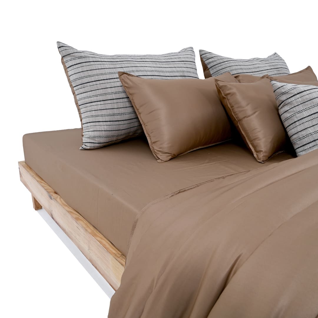 ZARF Italian Staple Weave Comforter With 2 Designer Pillow Cases 1 Breakfast Cushion Cover - Roux
