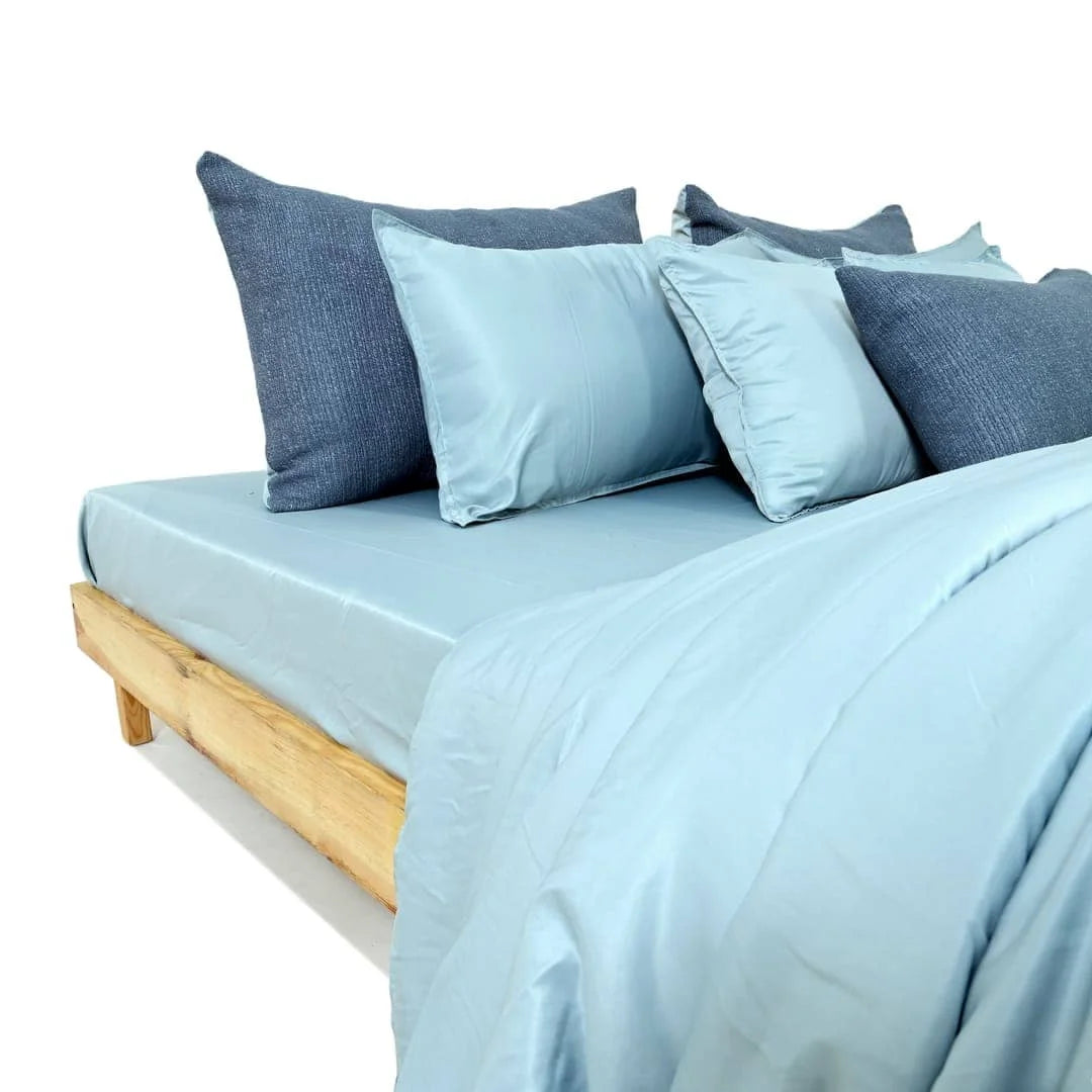 ZARF Italian Staple Weave Comforter With 2 Designer Pillow Cases 1 Breakfast Cushion Cover - Cielo