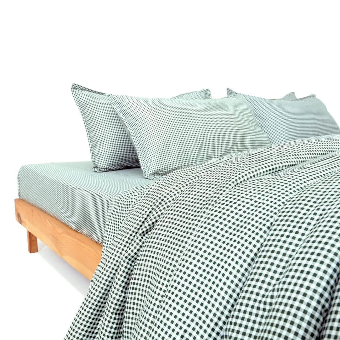 Zarf Egyptian Cotton Comforter With 4 Pillow cases - Greengrid