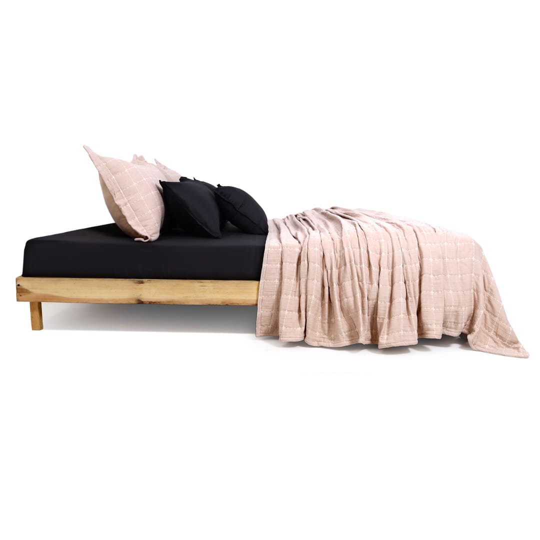 Zarf California King Size Plush Cotton AC Blanket With 2 Pillow Cases - Coral Infusion
