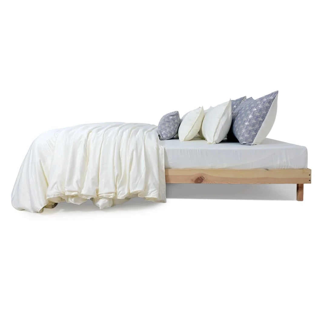 ZARF Italian Staple Weave Comforter With 2 Designer Pillow Cases 1 Breakfast Cushion Cover - Papillon