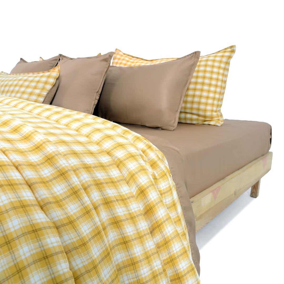 Linen Blend AC Comforter With 2 Pillow Cases and 1 Breakfast Pillow - Maple