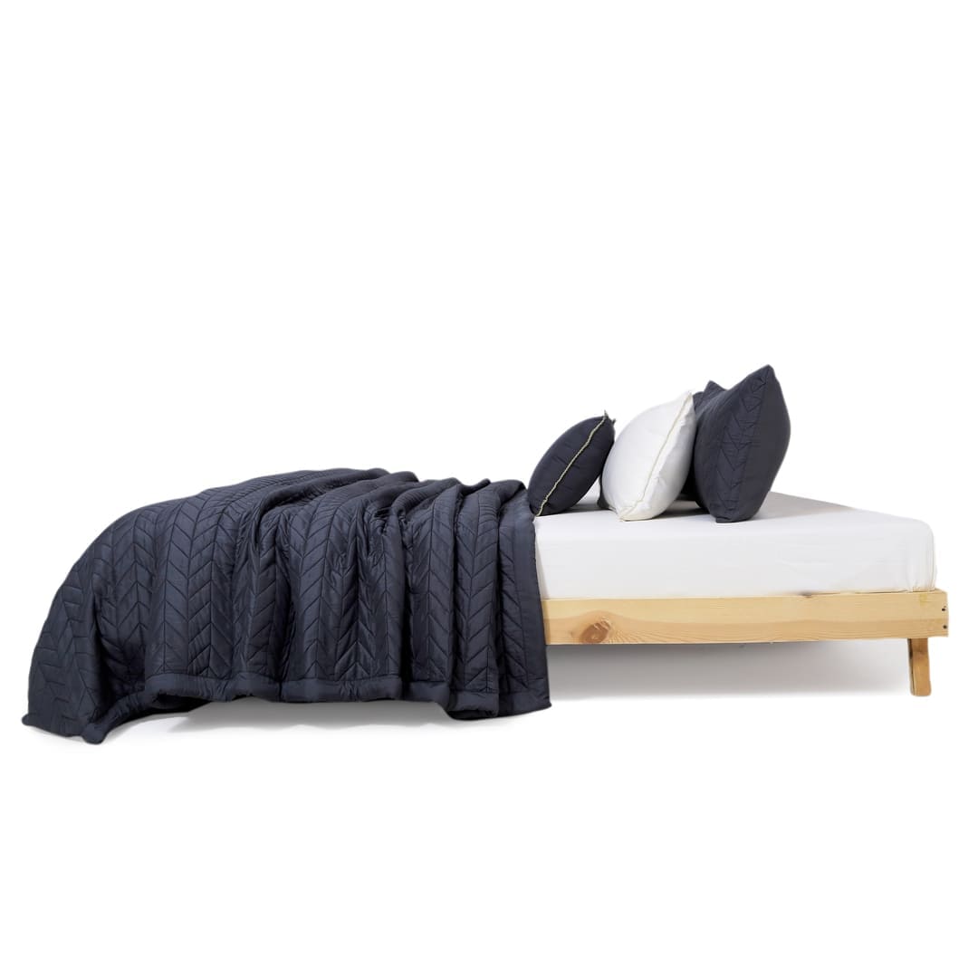 Zarf California King Size AC Comforters With 2 Pillow Cases & 2 Cushion Covers - Dark Grey