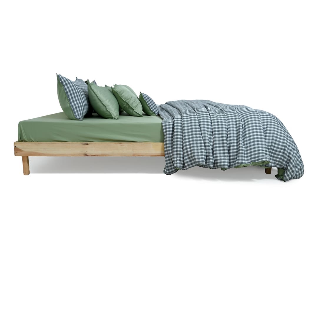 Linen Blend AC Comforter With 2 Pillow Cases and 1 Breakfast Pillow - Nordic