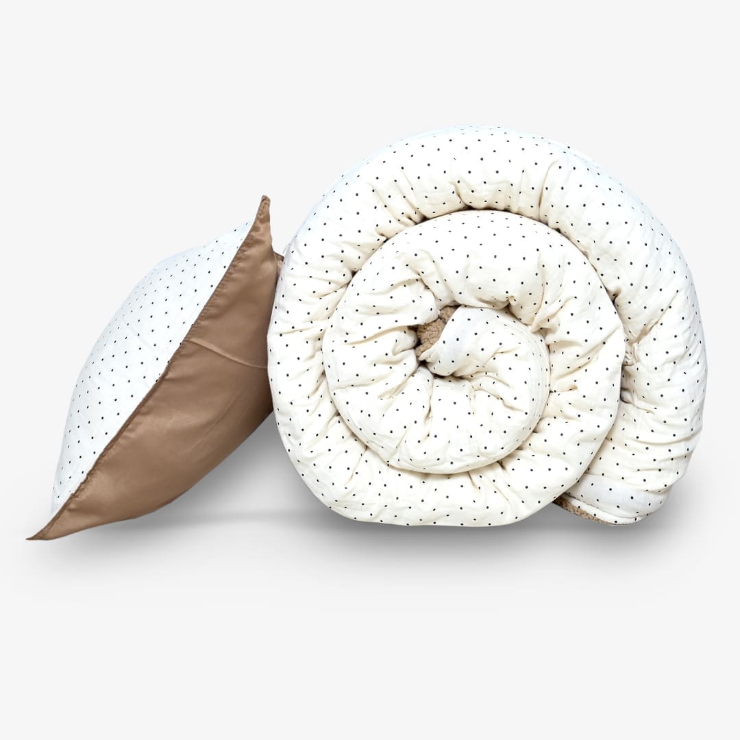 Zarf California King Size Reversible Quilt  With 2 pillowcases and 1 Breakfast Cushion cover - Dottie