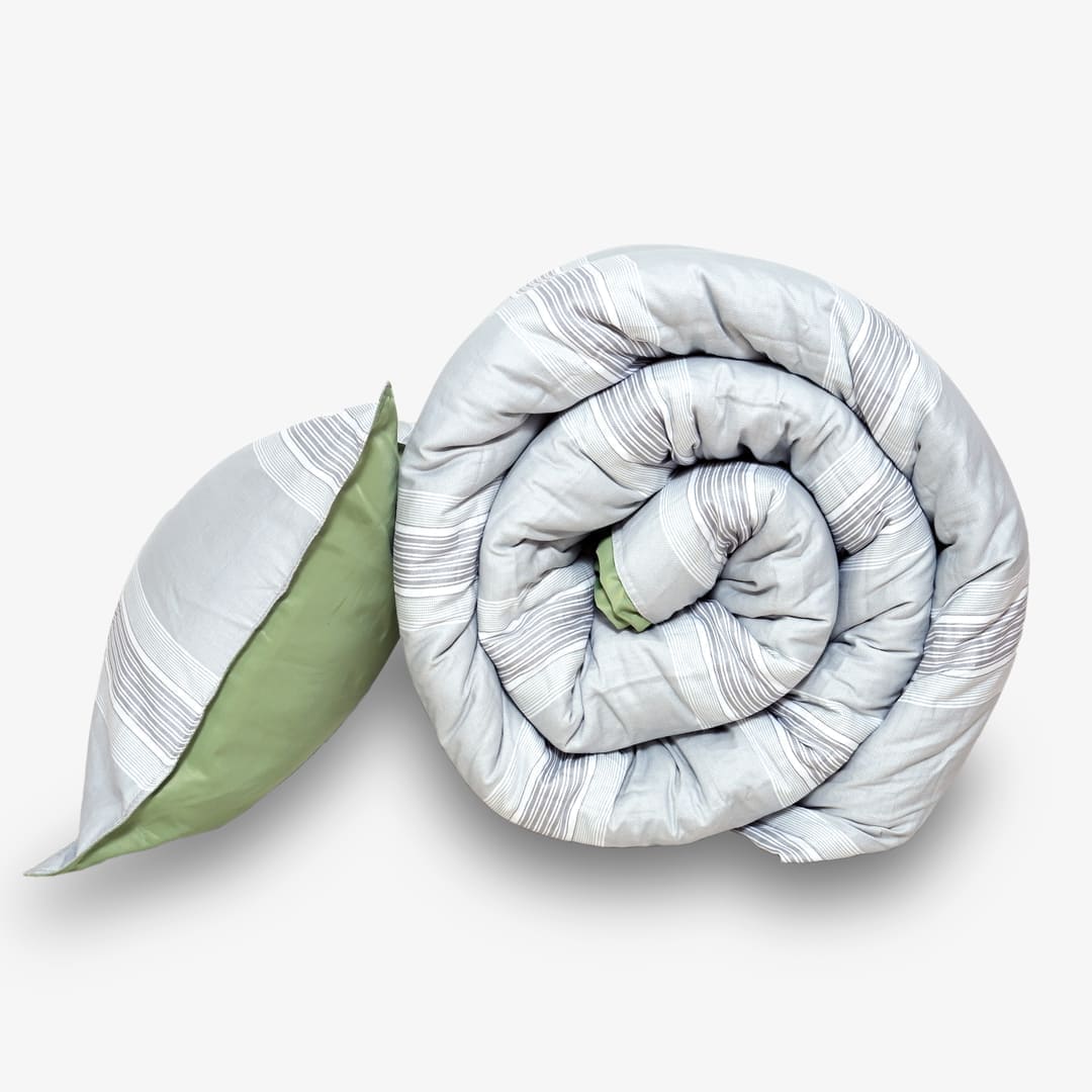 Zarf AC Comforter With 2 Pillow Cases and 1 Breakfast Pillow - Thyme