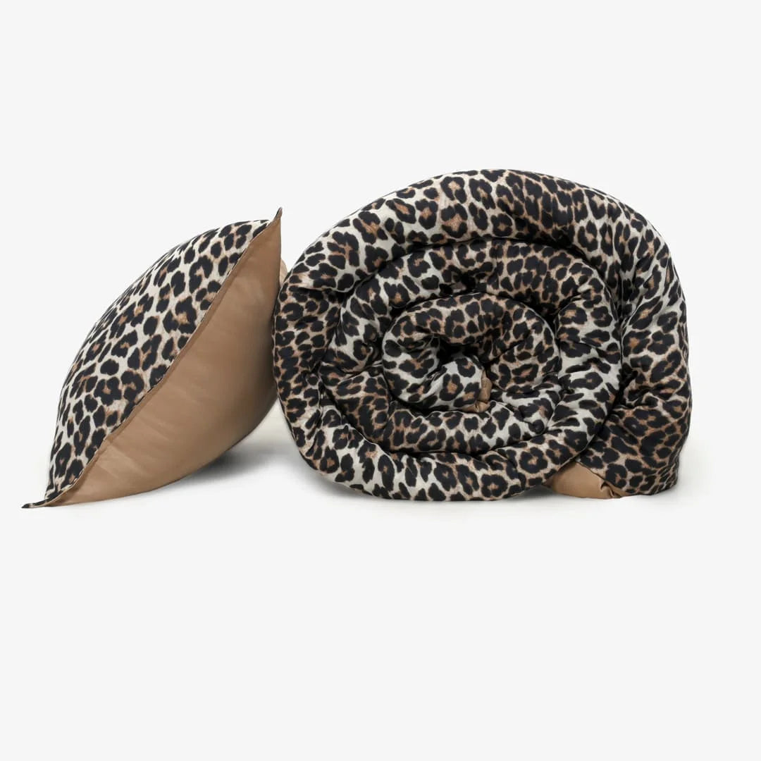 Linen Blend AC Comforter With 2 Pillow Cases and 1 Breakfast Pillow - Anima