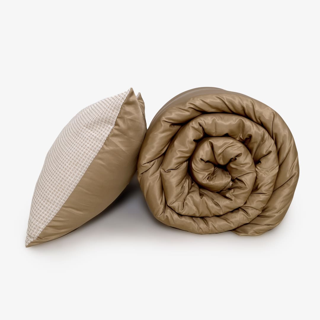 ZARF Italian Staple Weave Comforter With 2 Designer Pillow Cases 1 Breakfast Cushion Cover -Clay